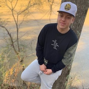 Meet your Posher, Santiago